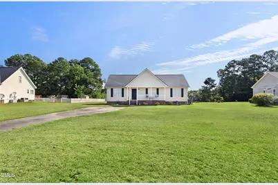 4112 Hopkins Trace Lane, Zebulon, NC 27597 - Photo 3