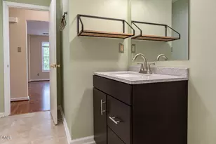 121 Westview Dr, Carrboro, NC 27510 - Photo 11