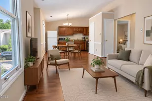121 Westview Dr, Carrboro, NC 27510 - Photo 3