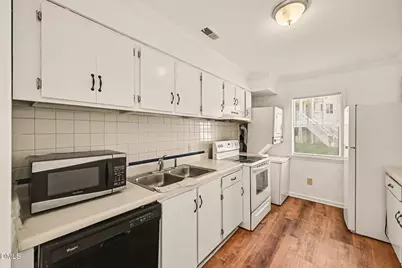 119 Kingsbury Drive, Chapel Hill, NC 27514 - Photo 5