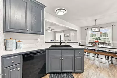 214 Fred McLeod Lane, Coats, NC 27521 - Photo 5