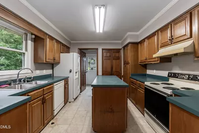 107 Oxford Circle, Knightdale, NC 27545 - Photo 15