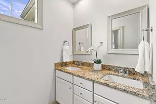 405 Jewell Dr, Chapel Hill, NC 27516 - Photo 23