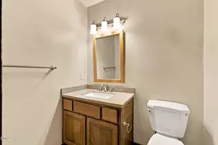 3511 Hawk Ridge Rd, Chapel Hill, NC 27516 - Photo 17