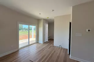 55 Hagood St, Smithfield, NC 27577 - Photo 5