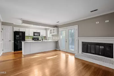 6424 Meadow View Drive, Raleigh, NC 27609 - Photo 11