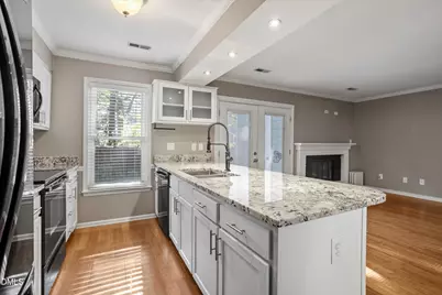 6424 Meadow View Drive, Raleigh, NC 27609 - Photo 3