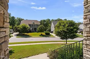 240 Keythorpe Ln, Cary, NC 27519 - Photo 5