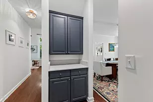 100 Leblanc Ct, Cary, NC 27513 - Photo 17