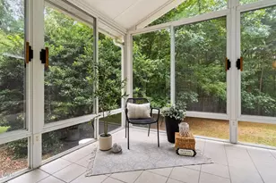 2909 Whitehart Ln, Raleigh, NC 27606 - Photo 23