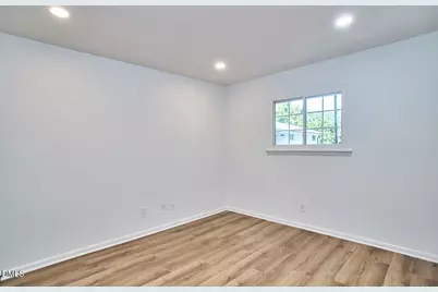 2600 Noble Road #D, Raleigh, NC 27608 - Photo 7