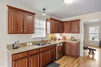 113 Gatwick Court, Clayton, NC 27520 - Photo 17