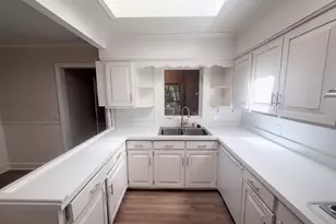 2727 Catherine Dr, Burlington, NC 27215 - Photo 5