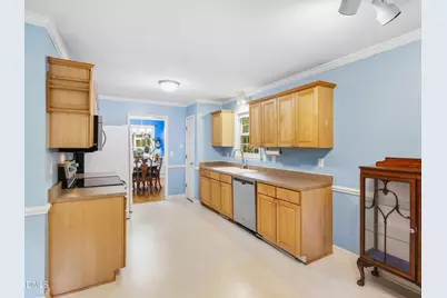 7024 Oviedo Drive, Raleigh, NC 27603 - Photo 9