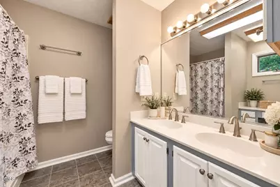 573 Broadmoor Court, Sanford, NC 27332 - Photo 9