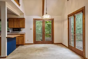 4918 Connell Dr, Raleigh, NC 27612 - Photo 11