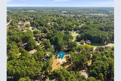 404 W Franklin Street, Zebulon, NC 27597 - Photo 11