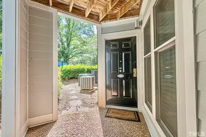 911 Washington Street #103, Raleigh, NC 27605 - Photo 3