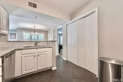 911 Washington Street #103, Raleigh, NC 27605 - Photo 19
