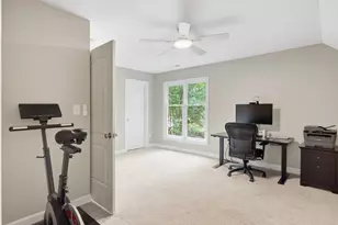 6814 Gloucester Rd, Raleigh, NC 27612 - Photo 9