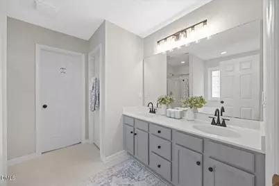 8924 Erinsbrook Drive, Raleigh, NC 27617 - Photo 7