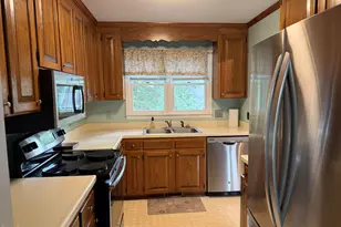 400 Oak Run Dr, Raleigh, NC 27606 - Photo 7