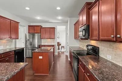 1000 Harvest Point Drive, Fuquay-Varina, NC 27526 - Photo 15