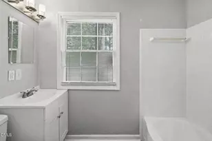 4917 Ashton Rd, Fayetteville, NC 28304 - Photo 11