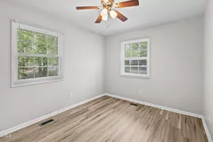 4917 Ashton Rd, Fayetteville, NC 28304 - Photo 9