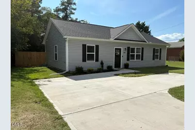 604 E Pope Street, Dunn, NC 28334 - Photo 3
