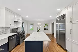 2709 Webb St, Raleigh, NC 27609 - Photo 13