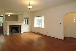 120 Kenan St, Chapel Hill, NC 27516 - Photo 3
