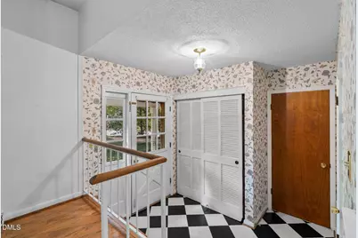 5701 Hayloft Circle, Raleigh, NC 27606 - Photo 5