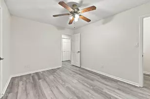 221 Heidinger Dr, Cary, NC 27511 - Photo 27