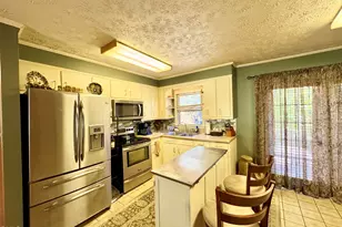 1216 Dover St, Roxboro, NC 27573 - Photo 3