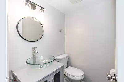 709 E E Millbrook Road, Raleigh, NC 27609 - Photo 17