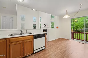 109 Peachland Dr, Cary, NC 27519 - Photo 13