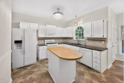 4553 Birmingham Way, Raleigh, NC 27604 - Photo 15