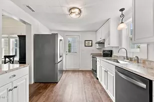 210 Bellamy Ln, Chapel Hill, NC 27516 - Photo 11