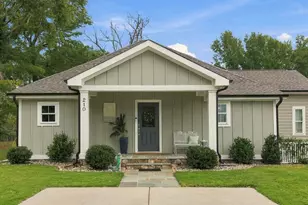 210 Bellamy Ln, Chapel Hill, NC 27516 - Photo 1