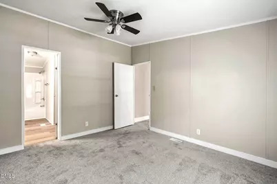 213 SE Railroad Street, Whitakers, NC 27891 - Photo 11