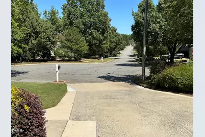 9 Wavecrest Court, Durham, NC 27713 - Photo 5