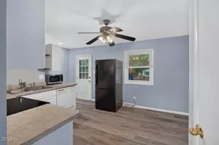 205 Barnes St, Carrboro, NC 27510 - Photo 9