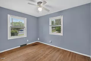 205 Barnes St, Carrboro, NC 27510 - Photo 19