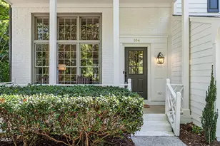 104 Drywood Pl, Cary, NC 27513 - Photo 3