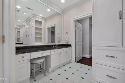 2801 Glenwood Gardens Lane #203, Raleigh, NC 27608 - Photo 45