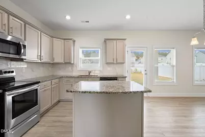 105 Wicklow Court, Clayton, NC 27527 - Photo 15