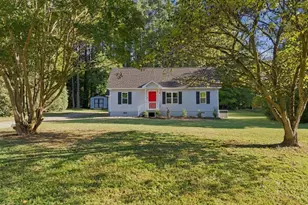 137 Mill Creek Dr, Youngsville, NC 27596 - Photo 1