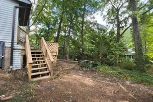 708 Dawnwood Ct, Raleigh, NC 27609 - Photo 39