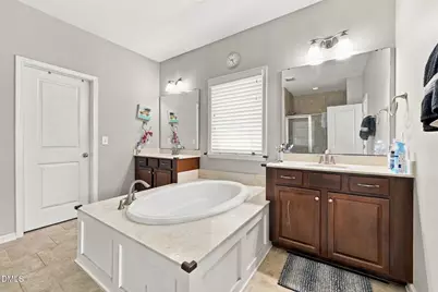2104 Bluff Oak Drive, Cary, NC 27519 - Photo 21